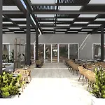Aletris Deluxe & Hotel