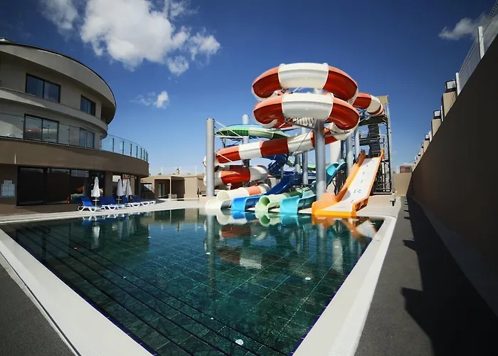 מלון Aletris Deluxe &