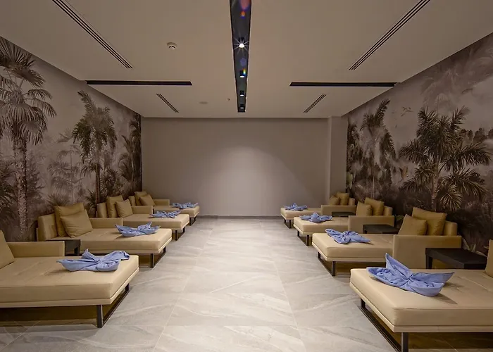 מלון Aletris Deluxe & Gundogdu (Side)