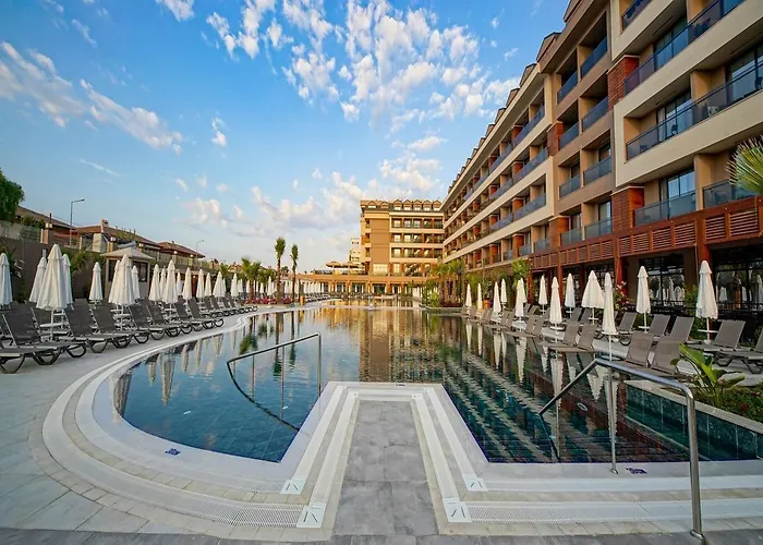 Aletris Deluxe & 4* Gundogdu (Side)